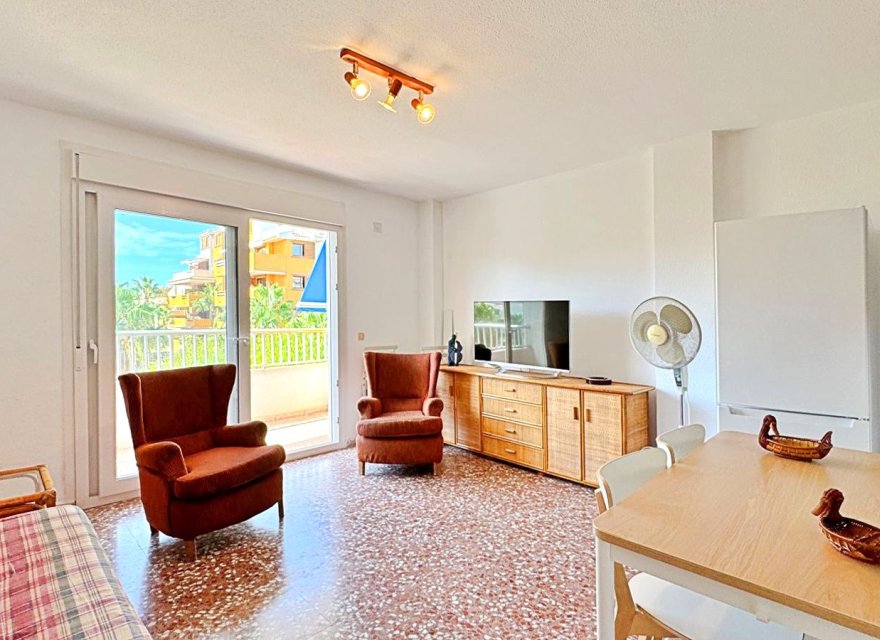 Resale - Apartment - Torrevieja - Rocio del Mar