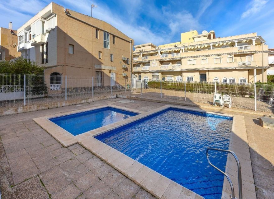 Resale - Apartment - Torrevieja