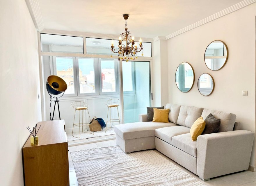 Resale - Apartment - Torrevieja