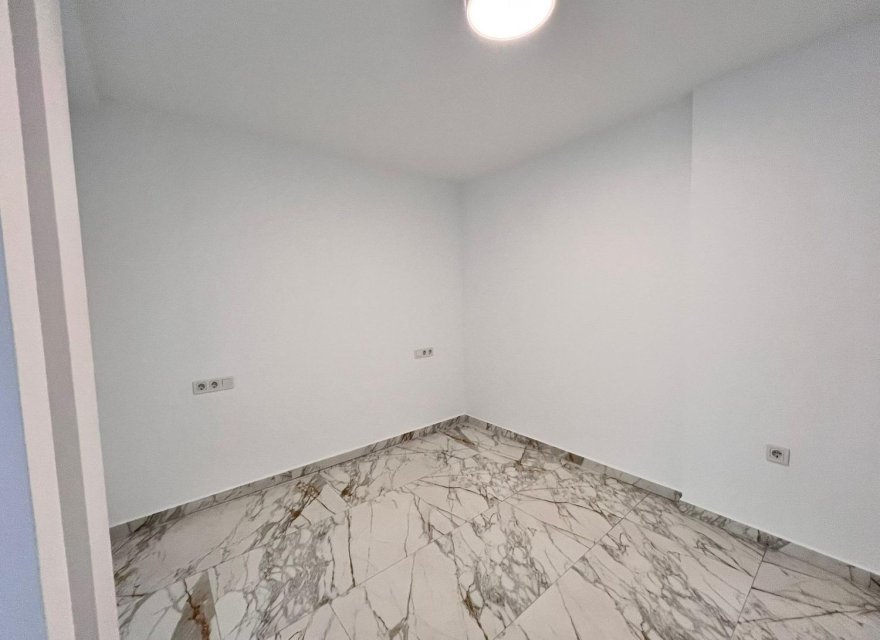 Resale - Apartment - Torrevieja