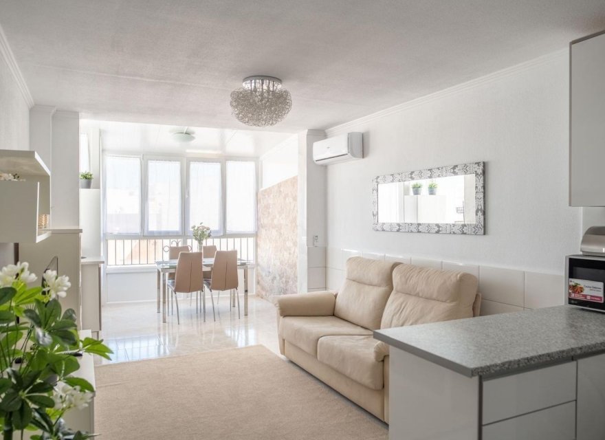 Resale - Apartment - Torrevieja