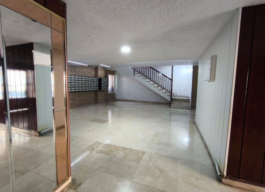 Resale - Apartment - Torrevieja