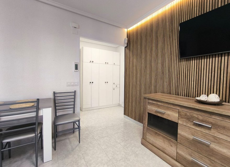 Resale - Apartment - Torrevieja