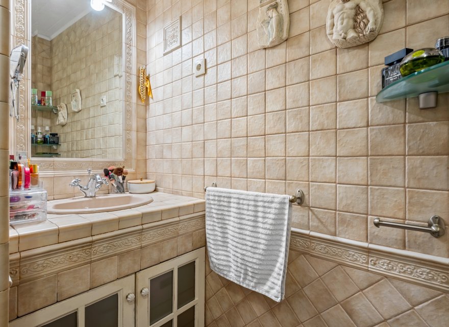 Resale - Apartment - Torrevieja