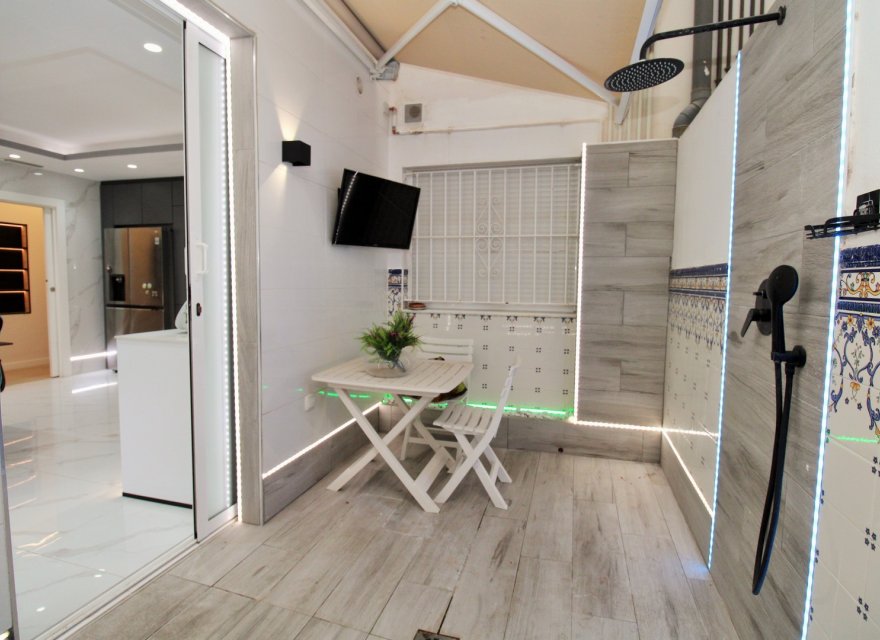 Resale - Apartment - Torrevieja