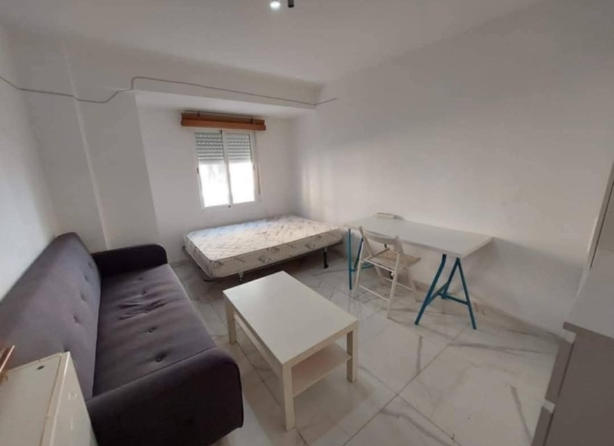 Resale - Apartment - Valencia - Ayora