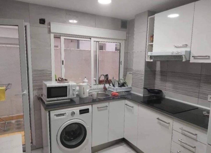 Resale - Apartment - Valencia - Ayora