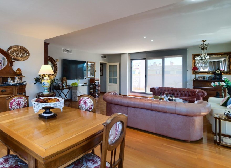 Resale - Apartment - Valencia - Benicalap