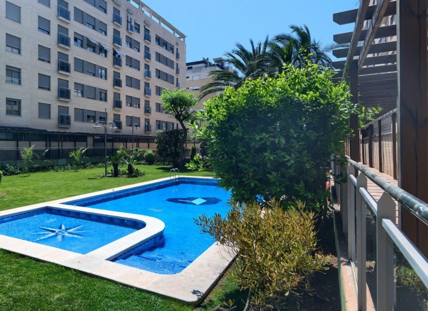Resale - Apartment - Valencia - Benicalap