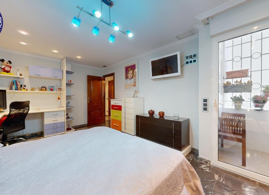 Resale - Apartment - Valencia - Centro