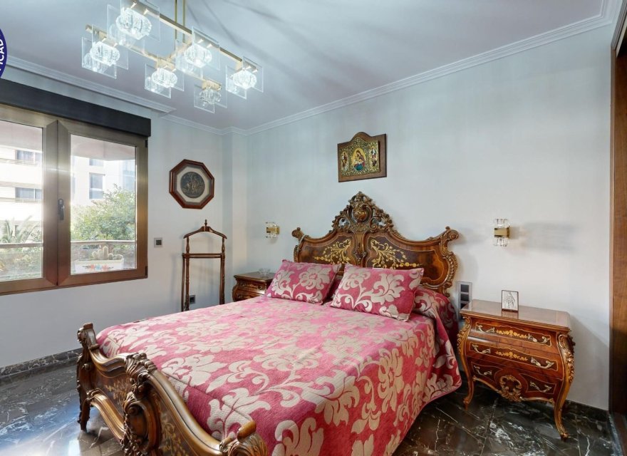 Resale - Apartment - Valencia - Centro