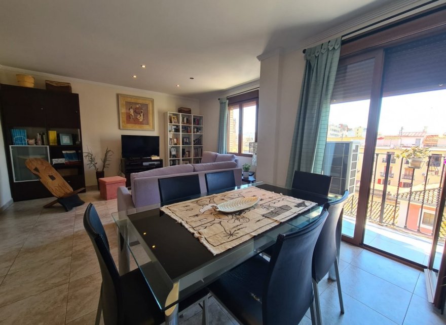 Resale - Apartment - Valencia - Centro