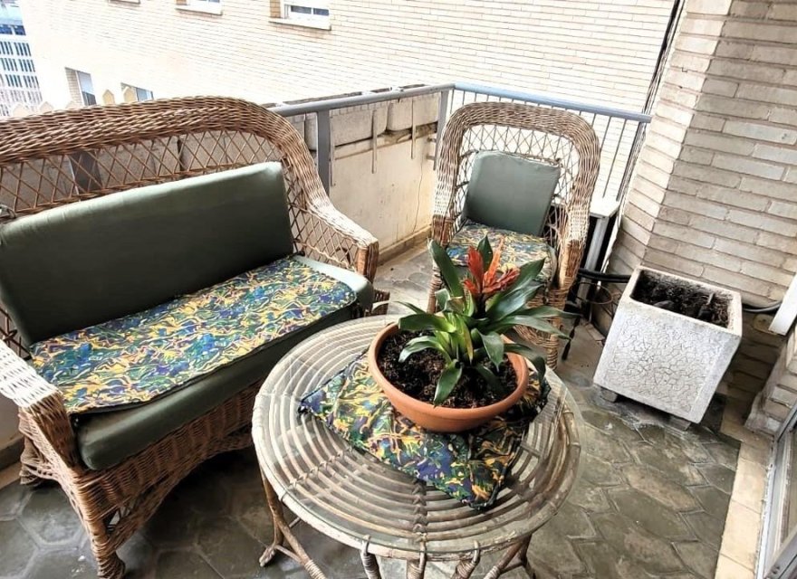 Resale - Apartment - Valencia - Ciutat Universitaria