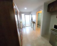Resale - Apartment - Valencia - Ciutat Universitaria