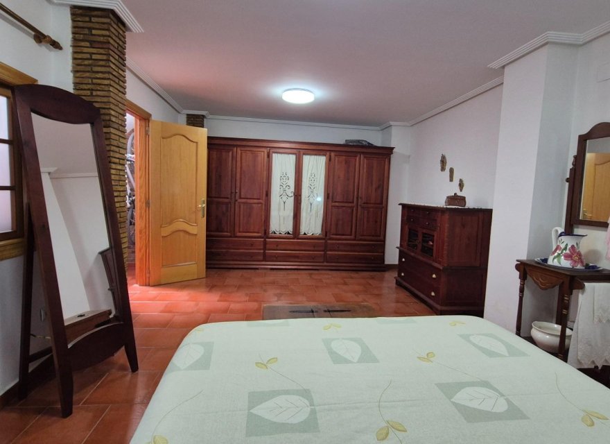 Resale - Apartment - Valencia - El Cabanyal