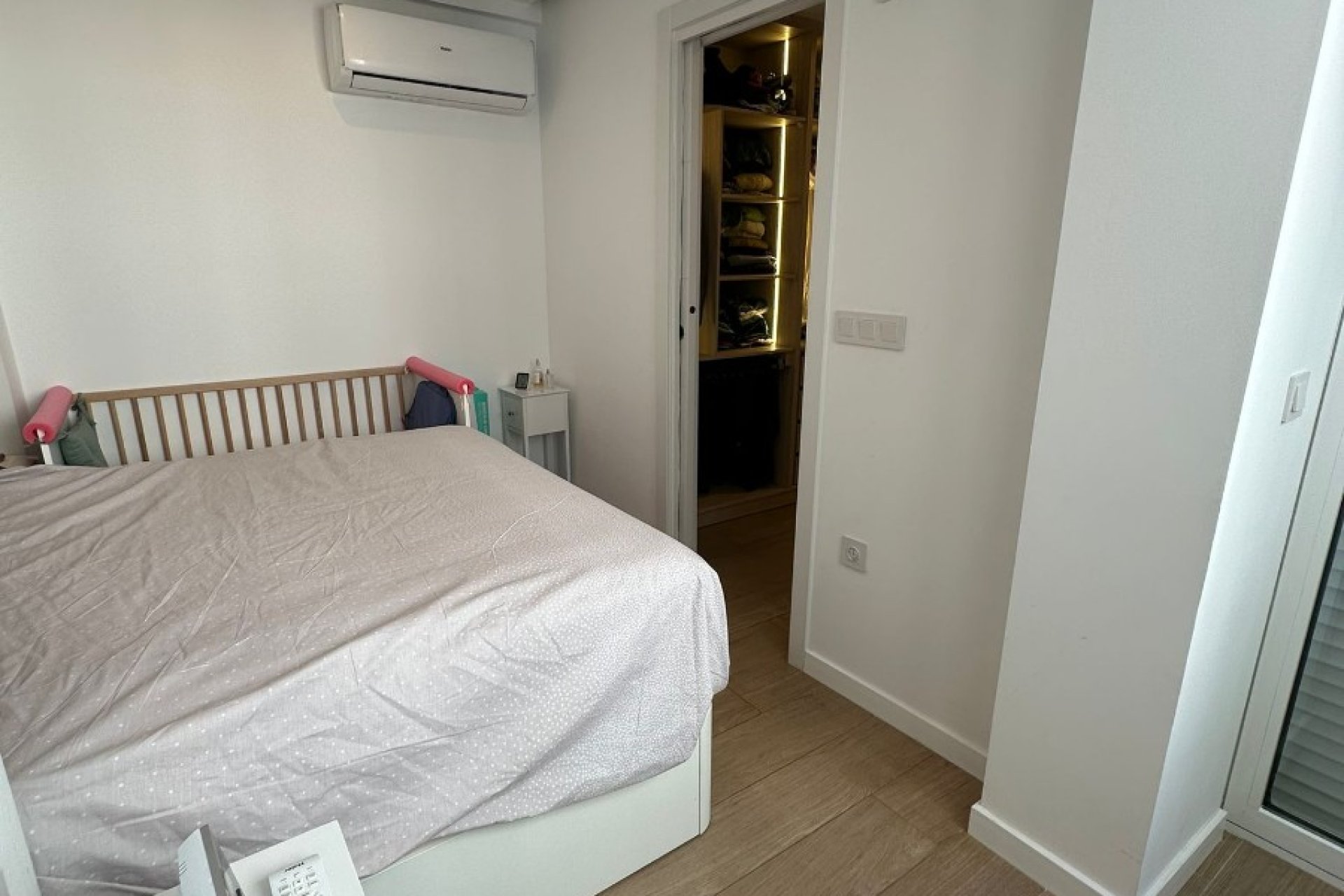 Resale - Apartment - Valencia - Exposició