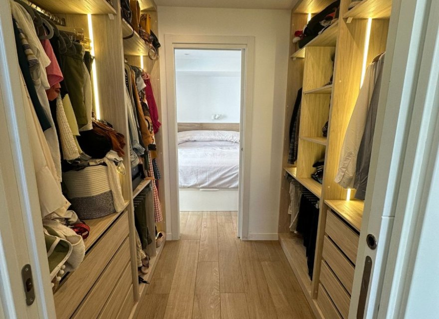 Resale - Apartment - Valencia - Exposició