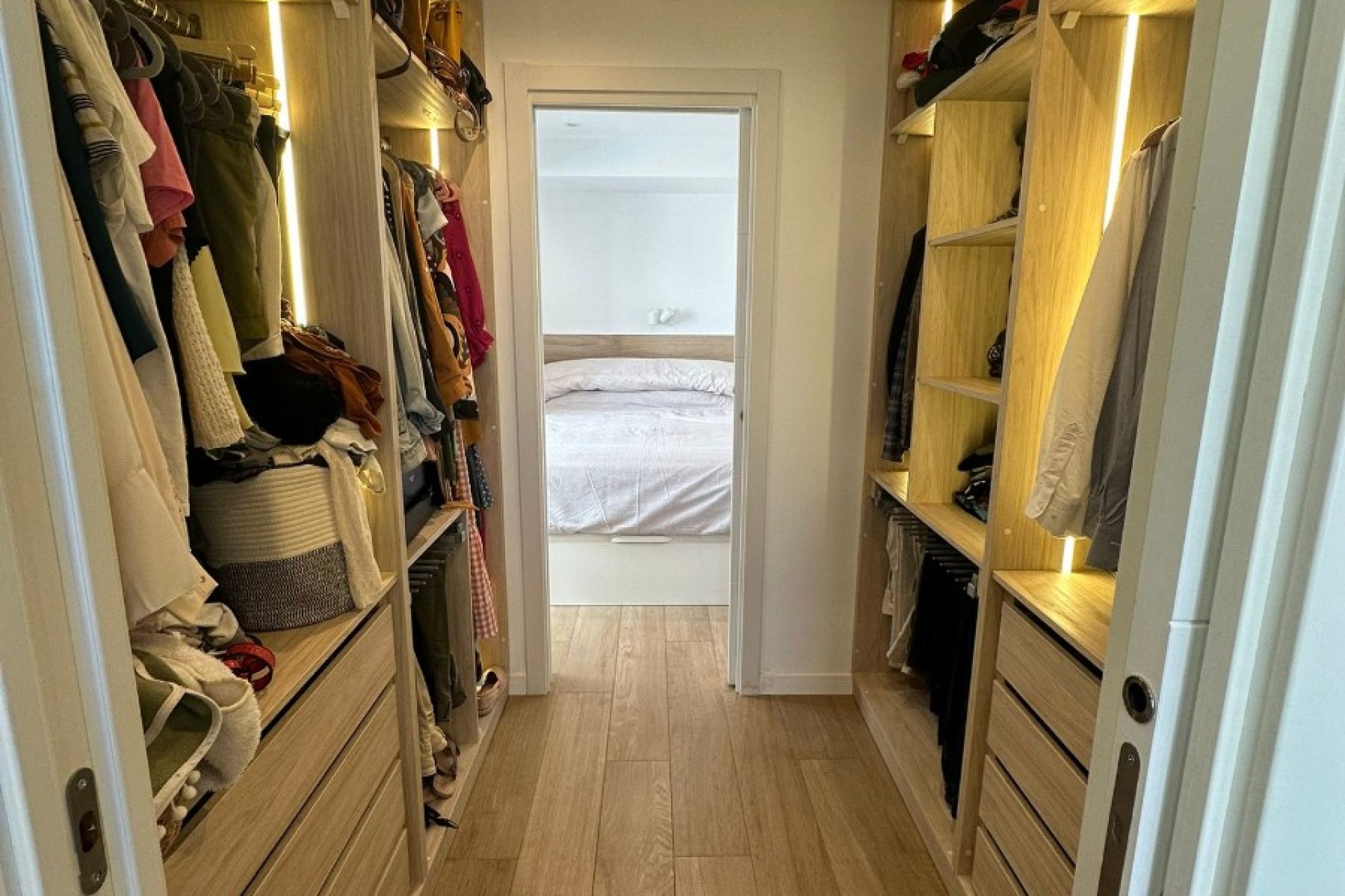 Resale - Apartment - Valencia - Exposició