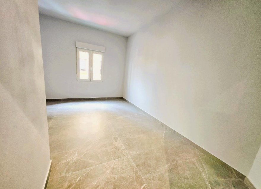 Resale - Apartment - Valencia - Foios