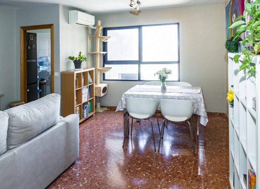 Resale - Apartment - Valencia - Jesus