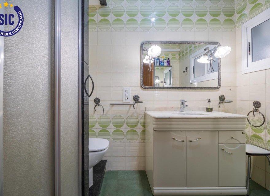 Resale - Apartment - Valencia - l'Eixample