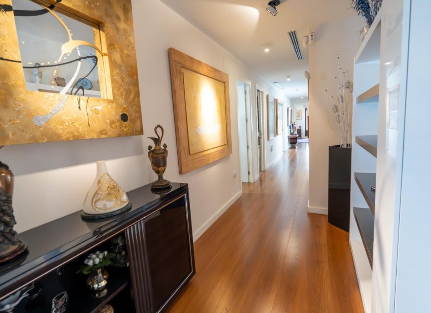 Resale - Apartment - Valencia - L'Hort de Senabre