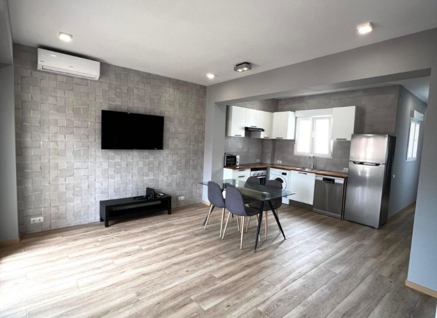 Resale - Apartment - Valencia - Mislata