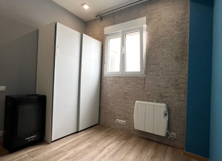 Resale - Apartment - Valencia - Mislata