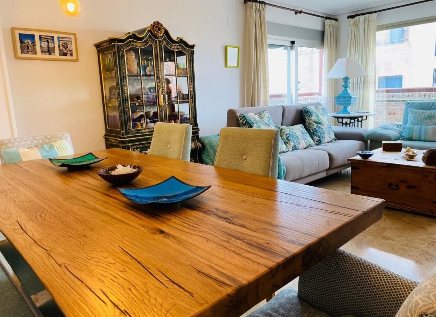 Resale - Apartment - Valencia - Nou Campanar