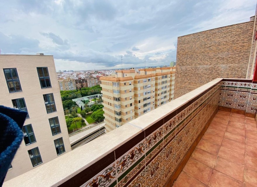 Resale - Apartment - Valencia - Nou Campanar