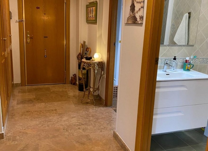 Resale - Apartment - Valencia - Nou Campanar