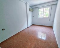 Resale - Apartment - Valencia - Patraix
