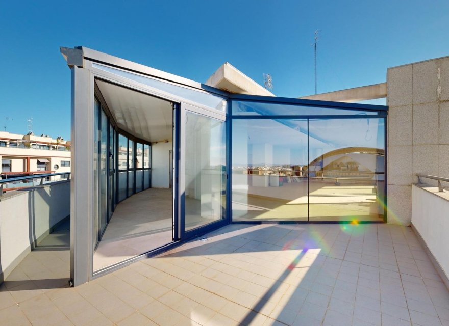 Resale - Apartment - Valencia - Penya-roja