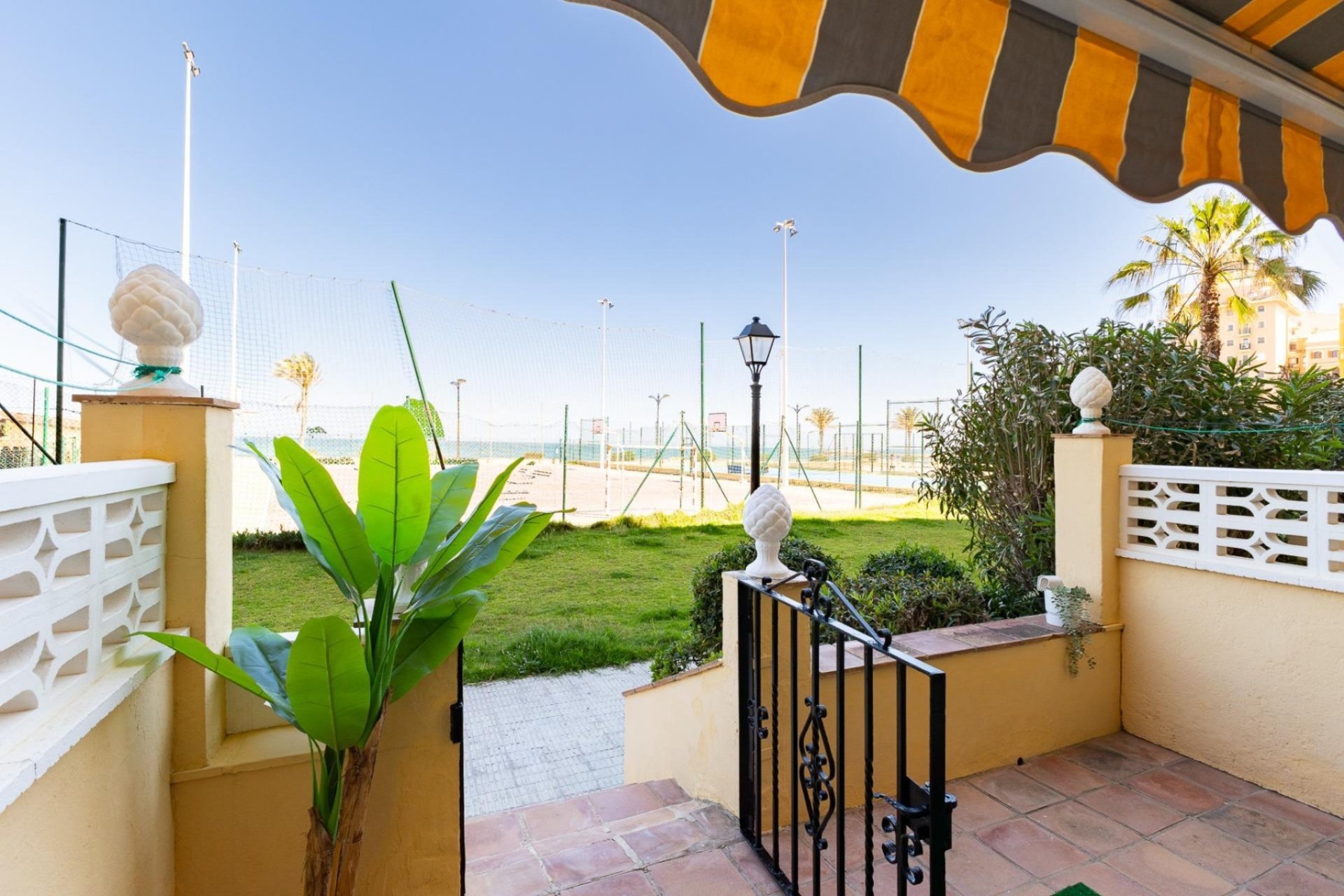Resale - Apartment - Valencia - Port Saplaya