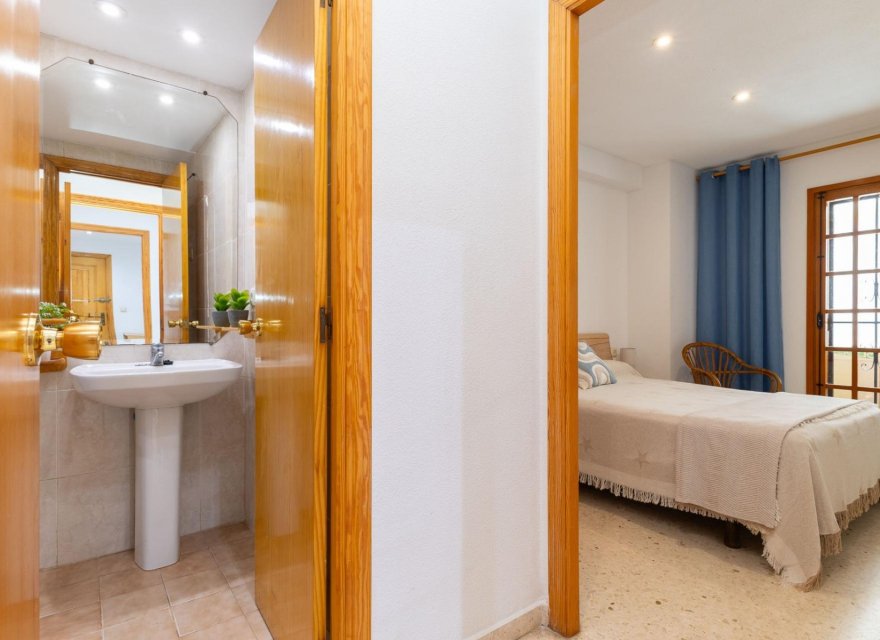 Resale - Apartment - Valencia - Port Saplaya