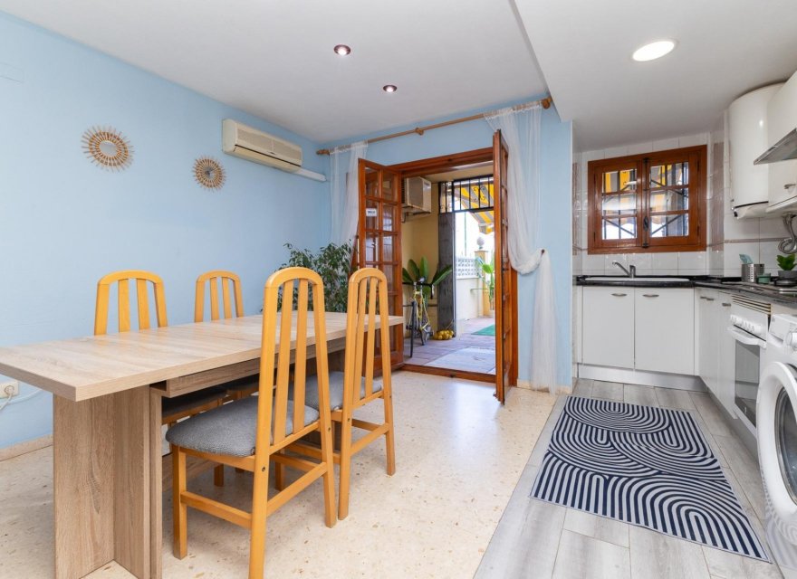 Resale - Apartment - Valencia - Port Saplaya