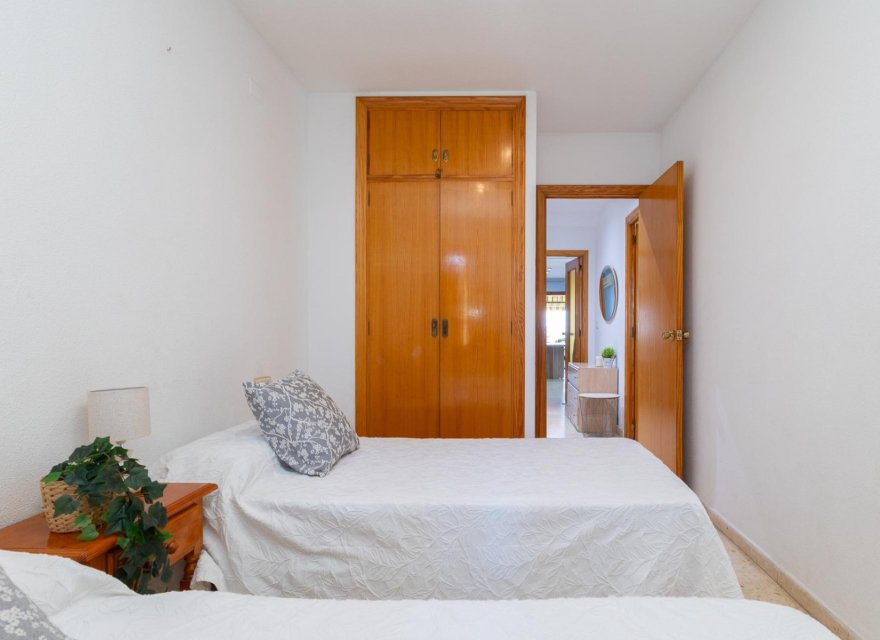 Resale - Apartment - Valencia - Port Saplaya