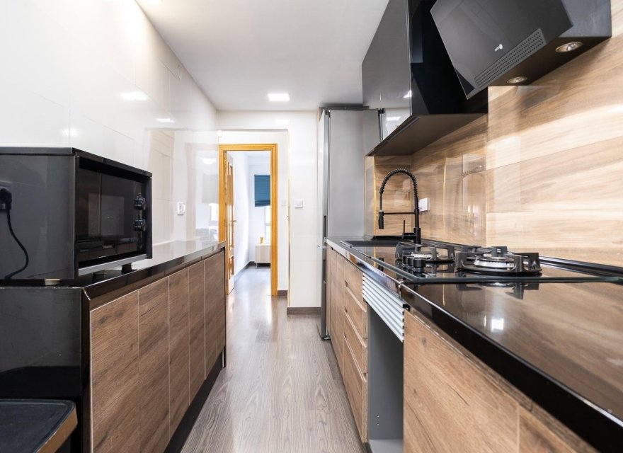 Resale - Apartment - Valencia - Quatre Carreres