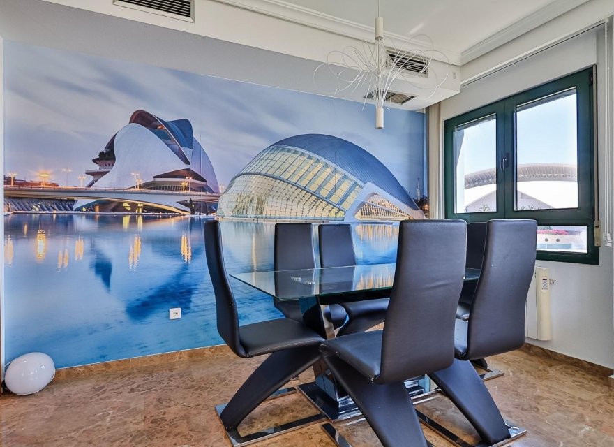 Resale - Apartment - Valencia - Quatre Carreres