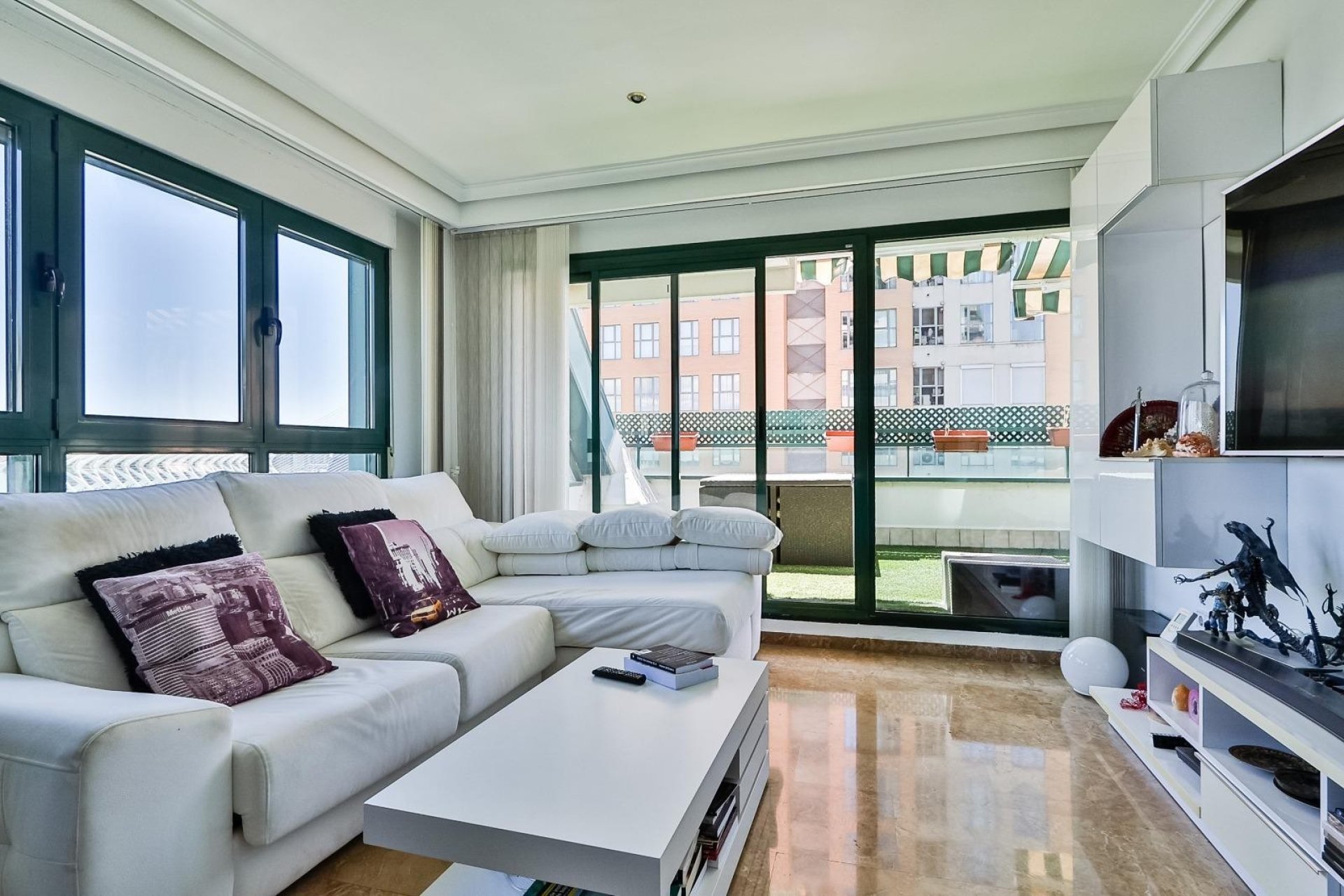 Resale - Apartment - Valencia - Quatre Carreres