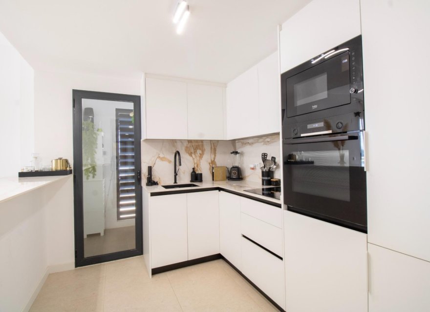 Resale - Apartment - Valencia - Tavernes Blanques