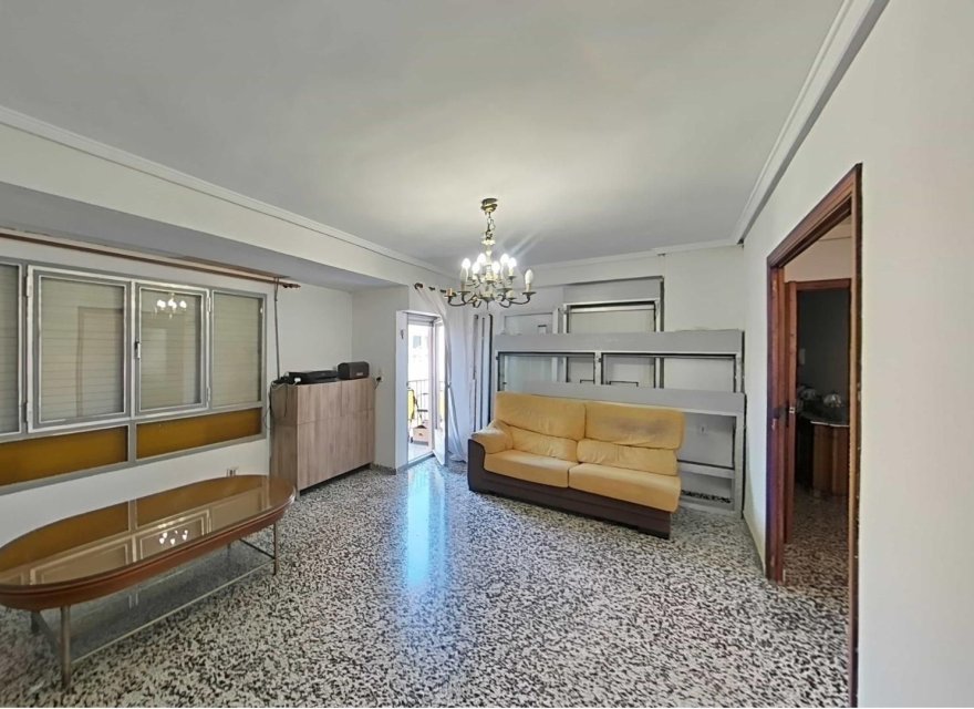 Resale - Apartment - Valencia - Torrefiel