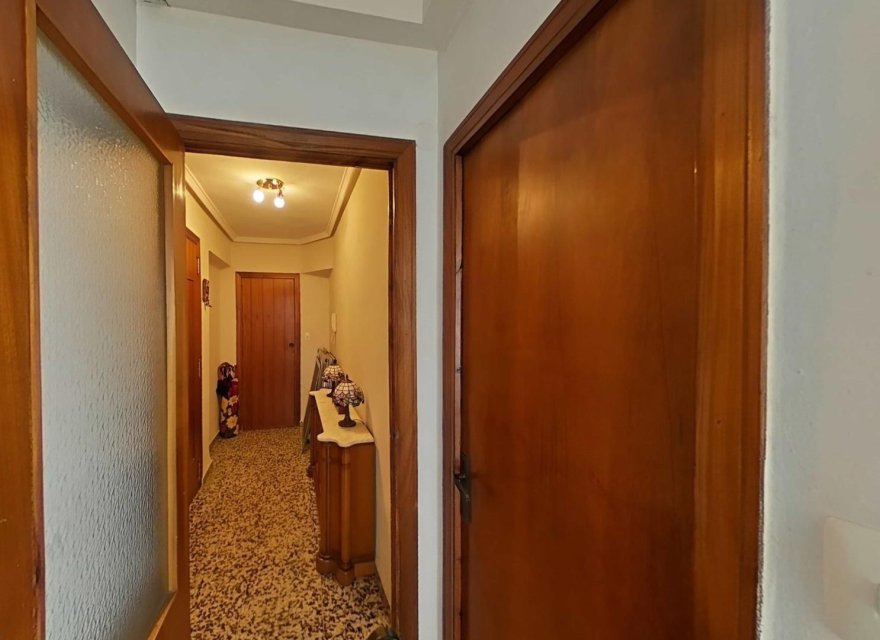 Resale - Apartment - Valencia - Torrefiel