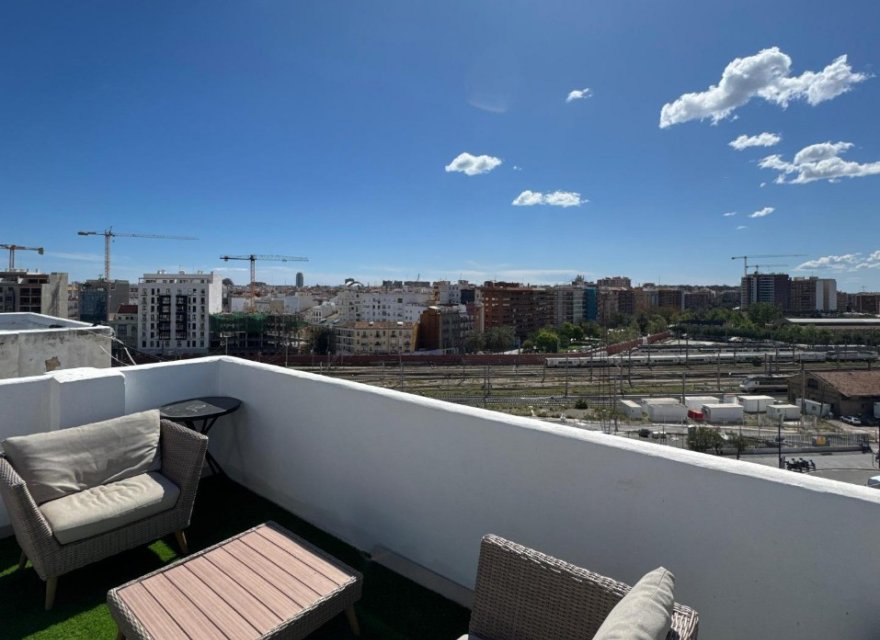 Resale - Apartment - Valencia