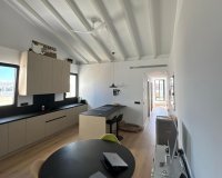 Resale - Apartment - Valencia