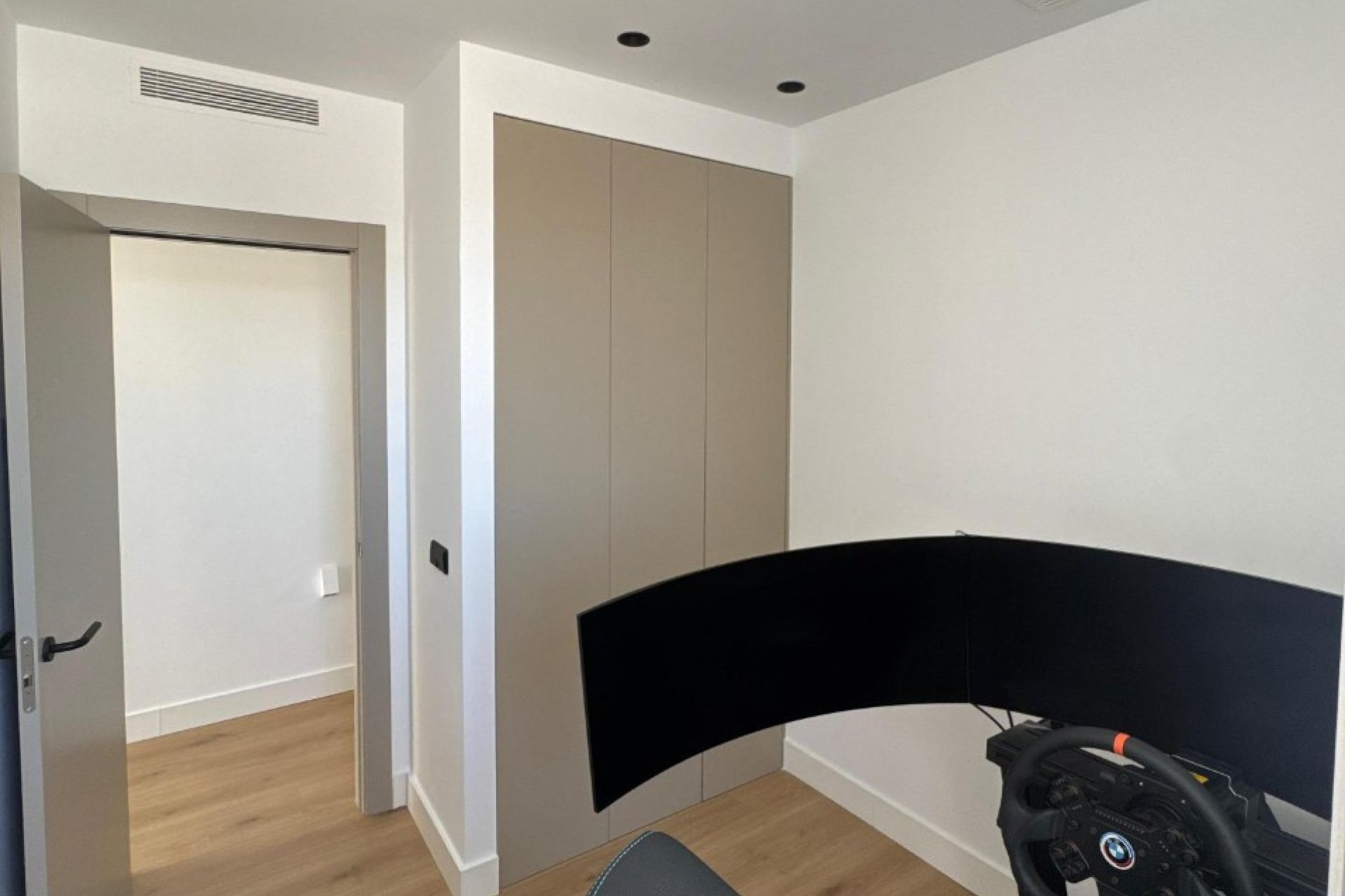 Resale - Apartment - Valencia