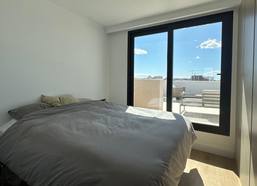 Resale - Apartment - Valencia