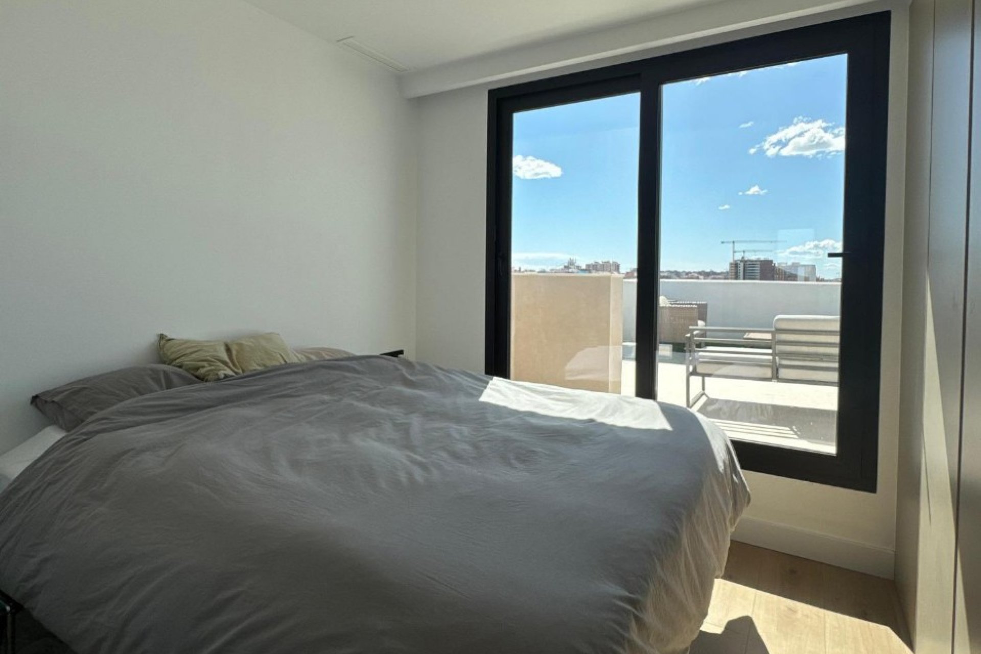Resale - Apartment - Valencia
