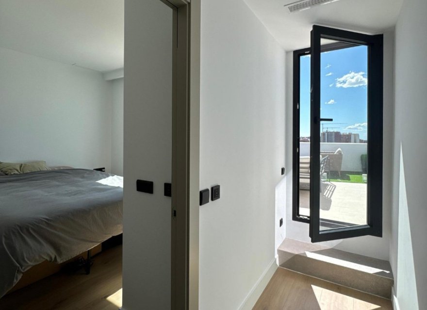 Resale - Apartment - Valencia