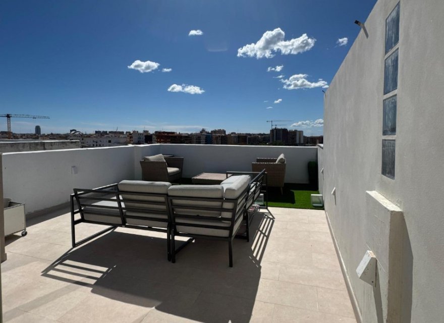 Resale - Apartment - Valencia